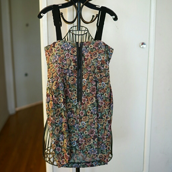 NWT BCBGeneration Black Floral Dress - Picture 2 of 4