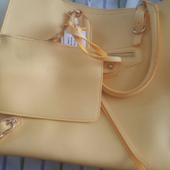 Tote - Picture 2 of 4