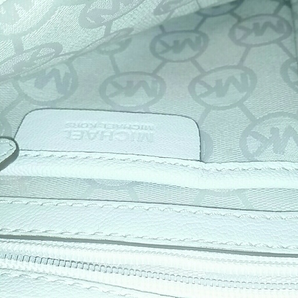 MICHAEL KORS purse with dust rag