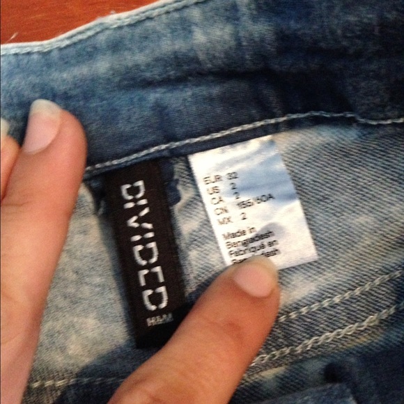 High waist stretchy shorts - Picture 3 of 4