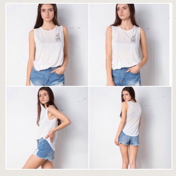 S O L D April Spirit Milk Tank Top Large (jr) - Picture 3 of 4