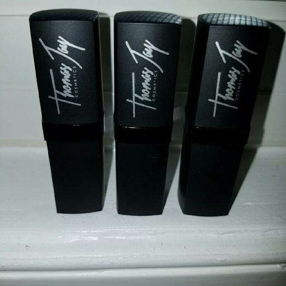 Lipstick - Picture 2 of 2