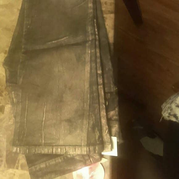 NWT Apple bottom jeans - Picture 2 of 3