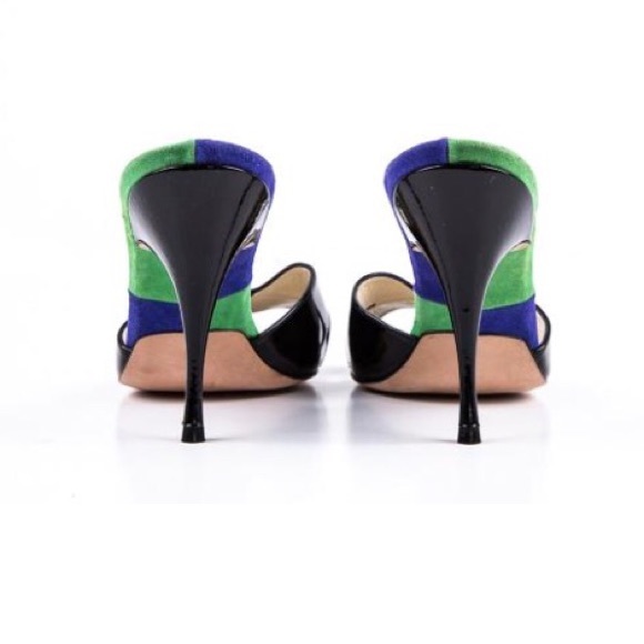 Black Patent Leather Brian Atwood Open Toe Slides - Picture 3 of 4