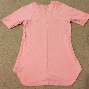 Size 2 Lululemon short sleeve shirt