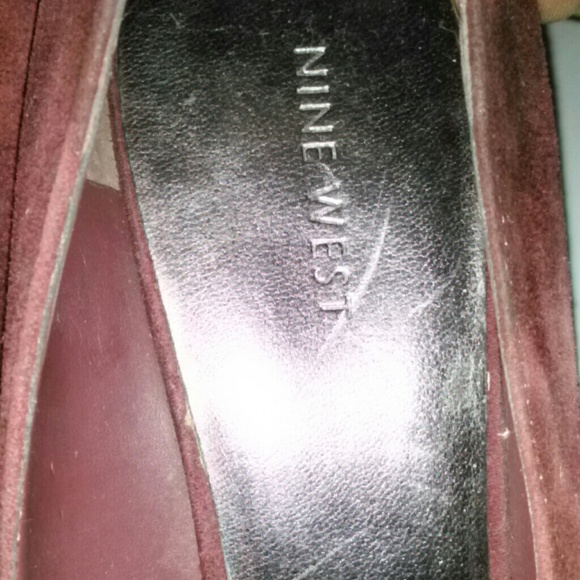 Heels - Picture 4 of 4