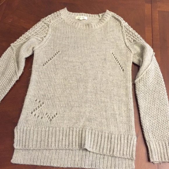 Pink rose sweater