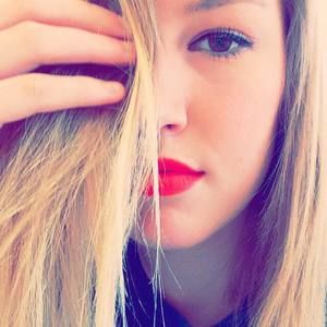 Meet your Posher, Katelyn