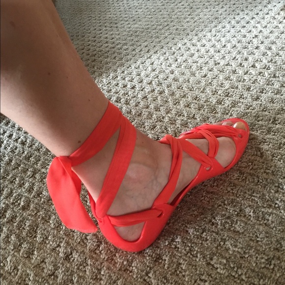 Laceup sandels - Picture 3 of 4