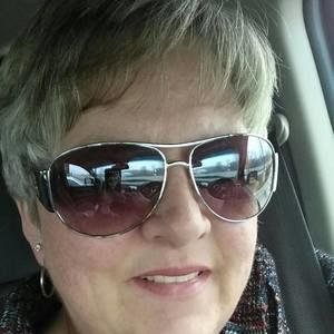 Meet your Posher, Becky