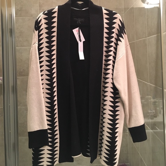Sanctuary Sweater - Picture 1 of 2