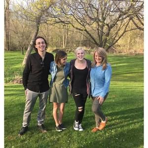 Meet your Posher, Jenna