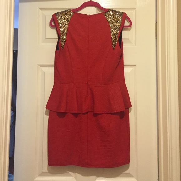 ✨SOLD✨Fun, peplum Red and glittery dress - Picture 2 of 3