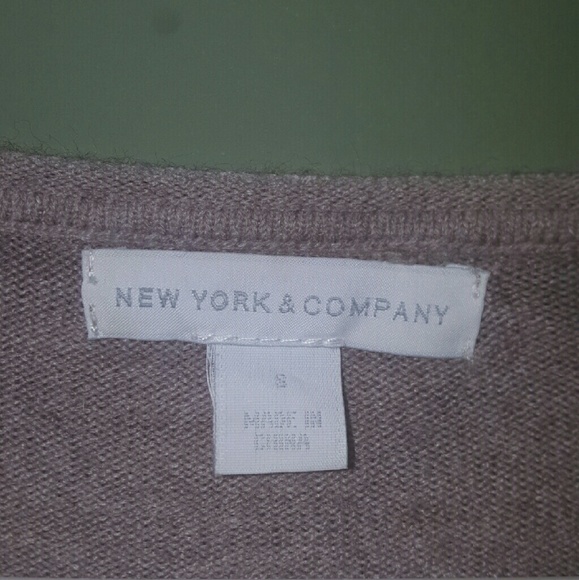 Tops - Picture 2 of 2