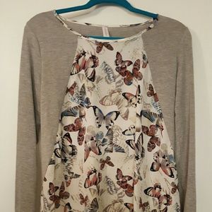 Hi-low butterfly shirt