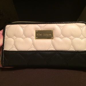 Betsey Johnson zip wallet