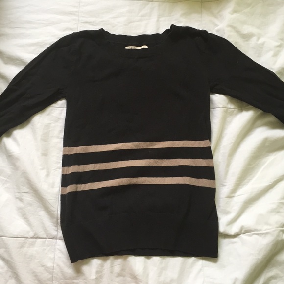 Old navy sweater