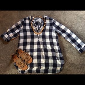 Old Navy Tunic Blue and white plaid. XL