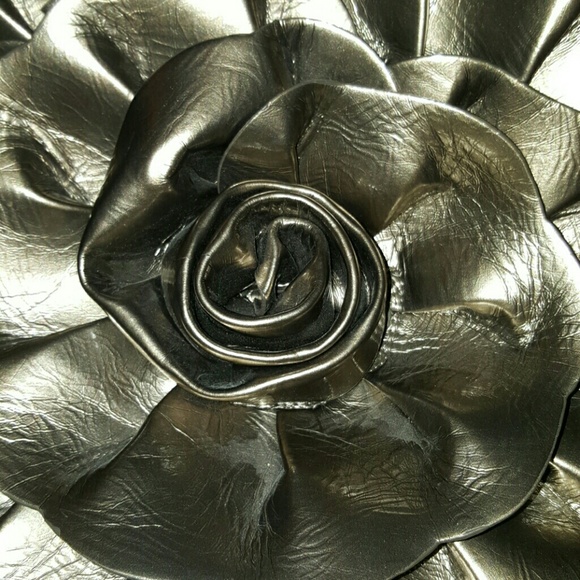 Added Photos to golden Big Buddah 3D flower bag