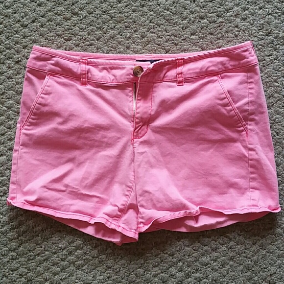 ⭐LIKE NEW⭐ AEO MIDI SHORT in HOT PINK