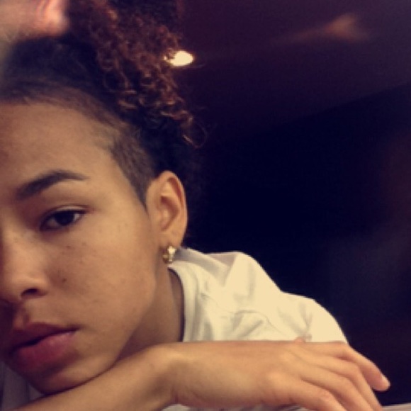 Meet your Posher, Joelley - Picture 3 of 4