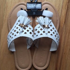 NWT Olivia Miller Sandals Sz 10