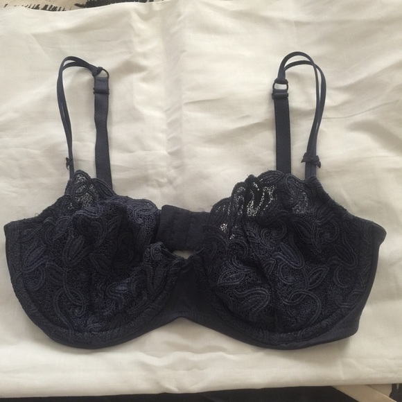 Victoria's Secret like new black bra