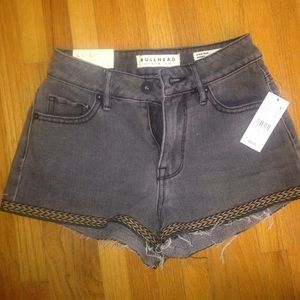 Bullhead Denim CO high rise shorts. NWT.