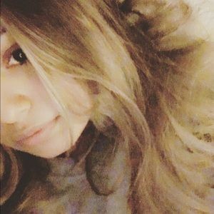 Meet your Posher, Vanessa