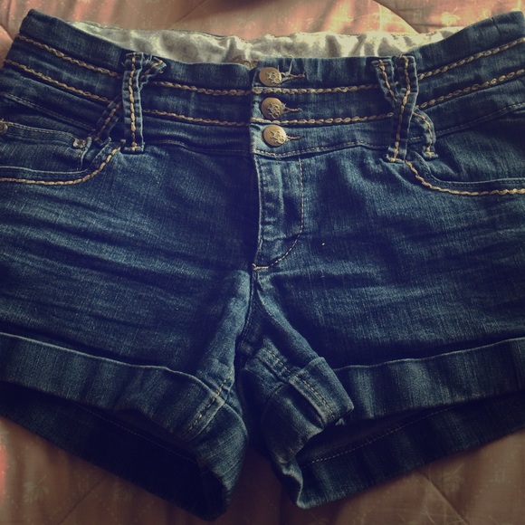 Blue Jean high wasted shorts