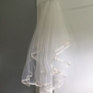 Edward Berger two tier veil