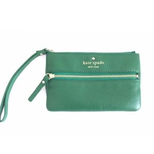 Kate Spade Cobble Hill Bee Wristlet- Sprout Green