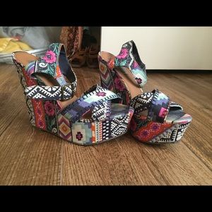 Steve Madden wedges