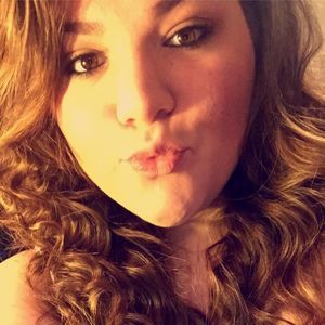 Meet your Posher, Devyn