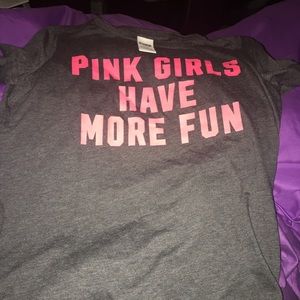 VS PINK TEE LIMITED EDITION NWOT