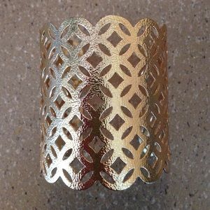 NEW Banana Republic Classic Gold Cuff Bracelet
