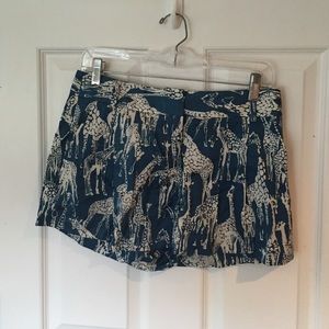 Giraffe printed shorts