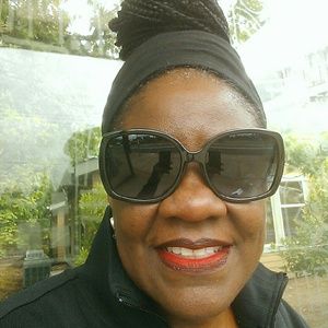 Meet your Posher, Ericka