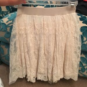 Cute skirt!