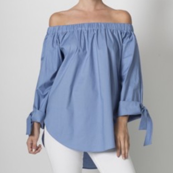 Long Sleeve Off the Shoulder Top - Picture 2 of 4