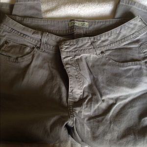 Lee cropped grey jeans size 16 approx 20"