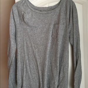 Long sleeve gray cotton tshirt