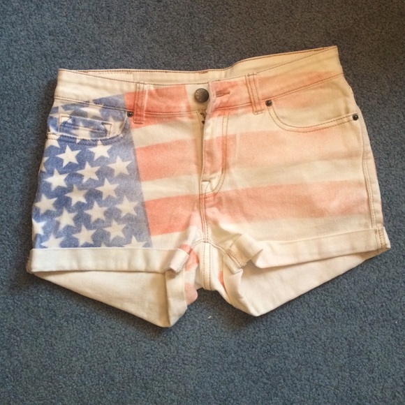 Urban Outfitters American flag shorts