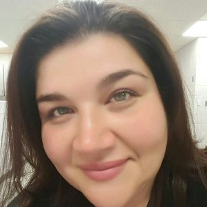 Meet your Posher, Nora