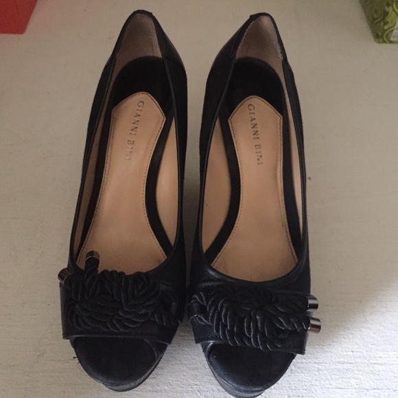 Gianni Bini wedges