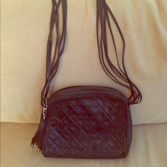 AVAILABLE AGAIN!  AUTHENTIC BLACK CHANEL PURSE