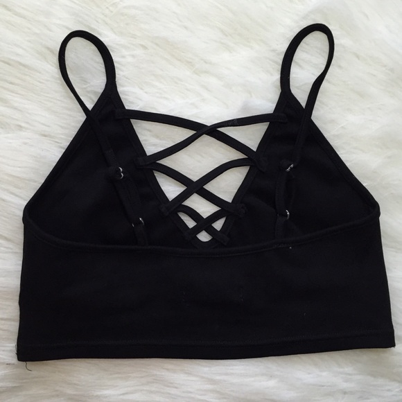 ❤️SALE❤️ black criss cross strappy caged bralette - Picture 3 of 4