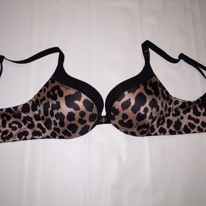 Victoria's Secret push up bra 32B NWT