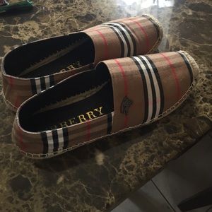 Burberry espradilles
