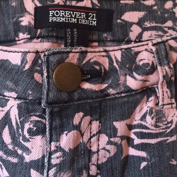 NWOT Forever 21 premium denim skinny jeans 28 - Picture 3 of 4